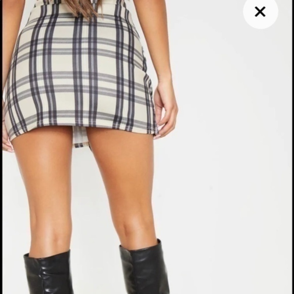 Stone Checked Button Skirt - Picture 2 of 5